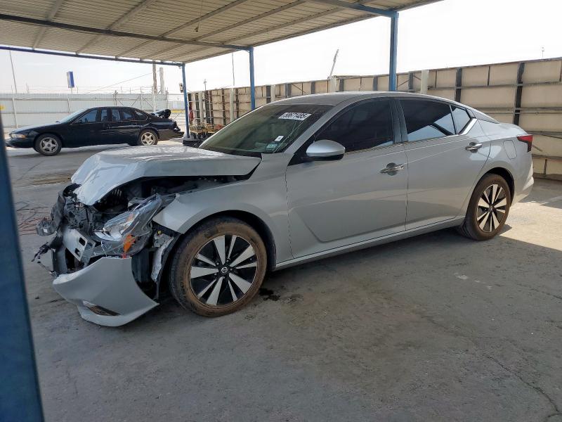 NISSAN ALTIMA SV