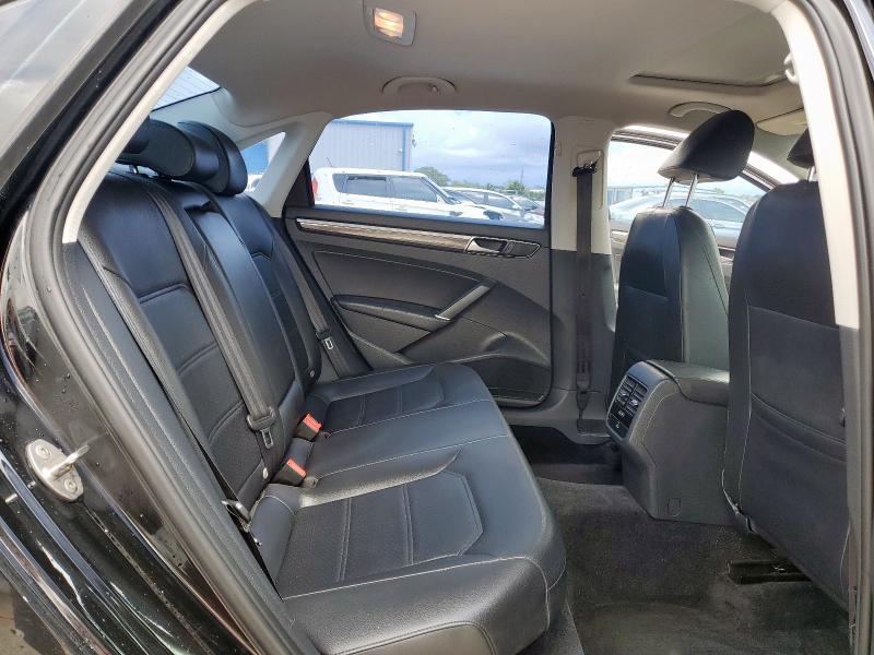 2016 VOLKSWAGEN PASSAT SE - 1VWBT7A37GC008653