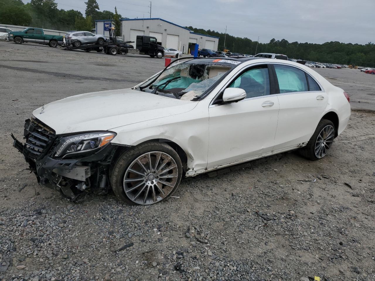 MERCEDES-BENZ S-CLASS 550