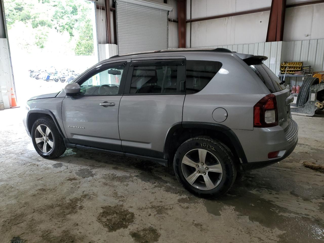 JEEP COMPASS LATITUDE