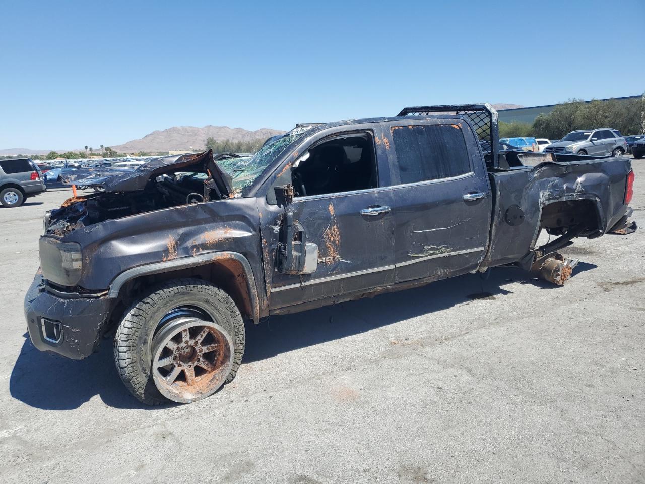 GMC SIERRA K2500 DENALI