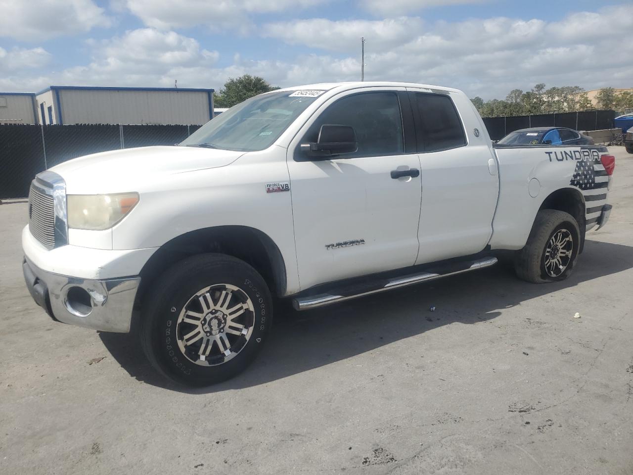 TOYOTA TUNDRA DOUBLE CAB SR5