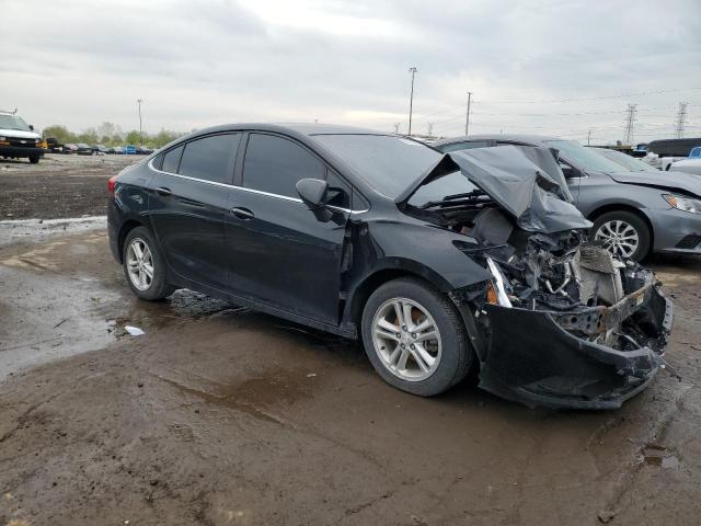 Vin: 1g1be5sm4h7252353, lot: 55136645, chevrolet cruze lt 20174