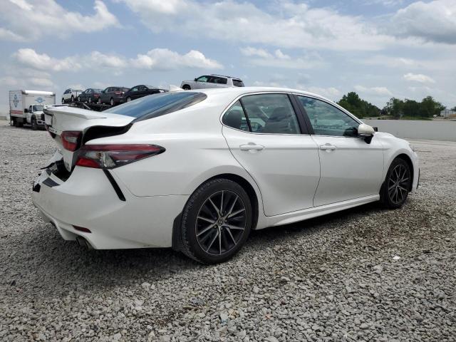 Vin: 4t1g11bk5mu030556, lot: 57305745, toyota camry se 20213