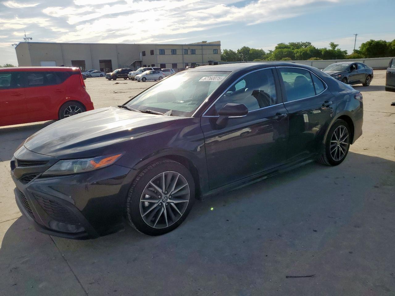 TOYOTA CAMRY SE NIGHT SHADE