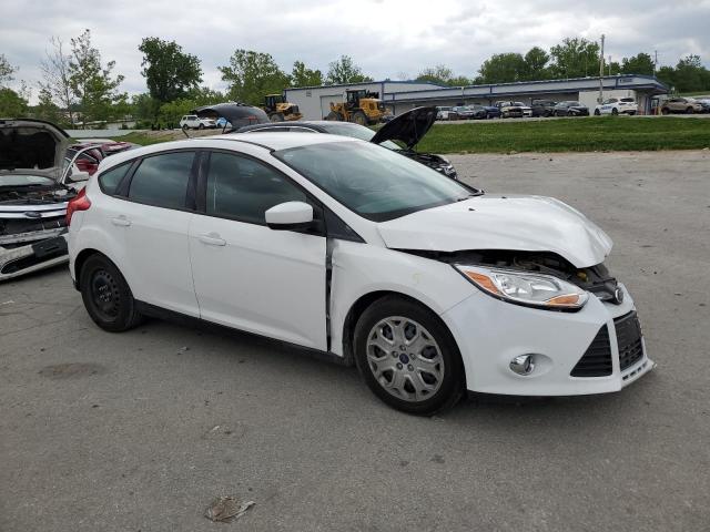 Vin: 1fahp3k2xcl329330, lot: 58710015, ford focus se 20124