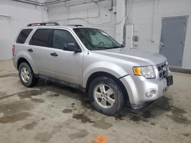 Vin: 1fmcu9dg1bkc38827, lot: 58832695, ford escape xlt 20114