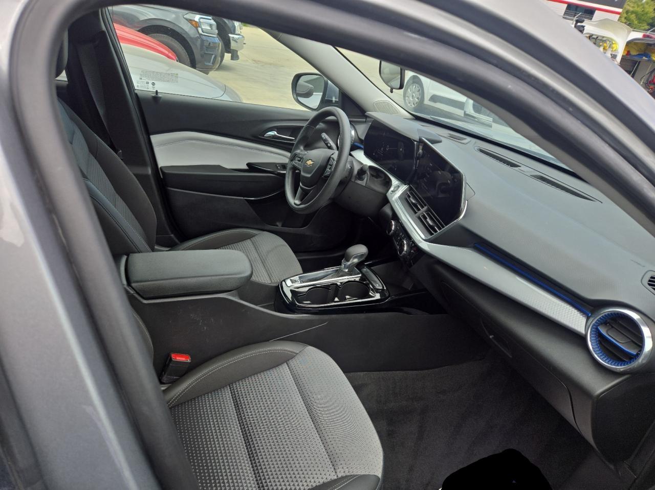 CHEVROLET TRAX 2024