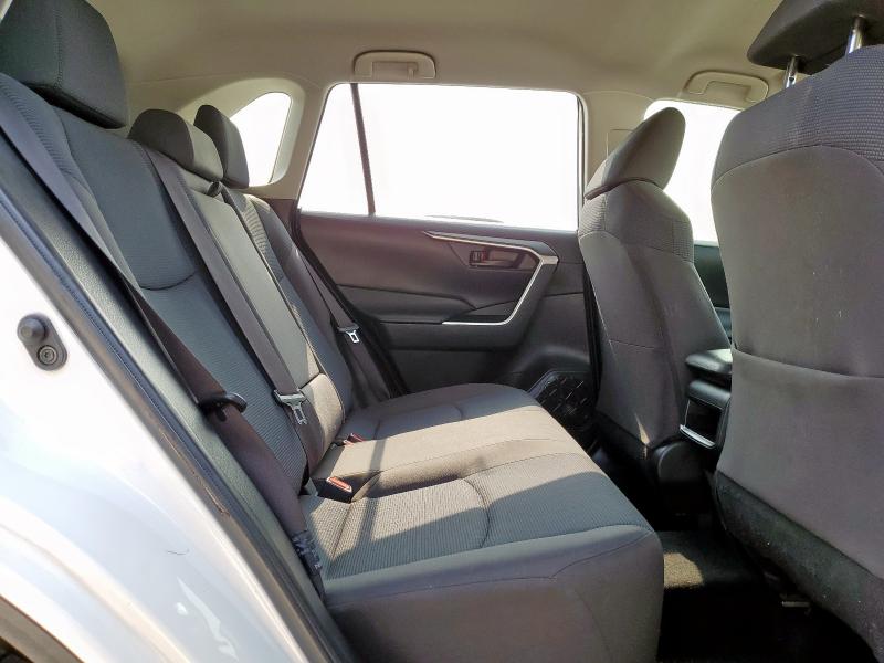 2019 TOYOTA RAV4 LE JTMH1RFV8KD510700