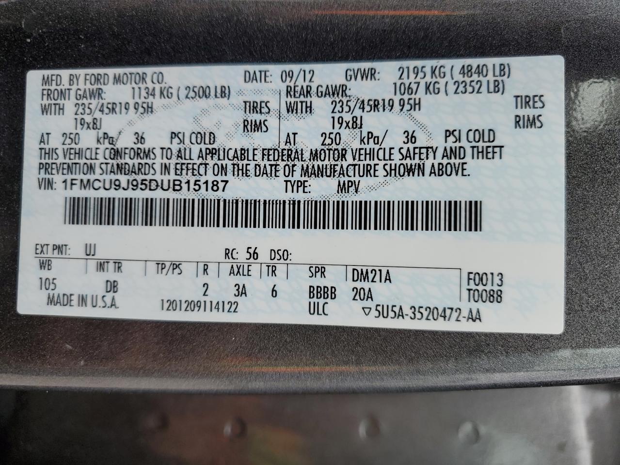 FORD ESCAPE TITANIUM