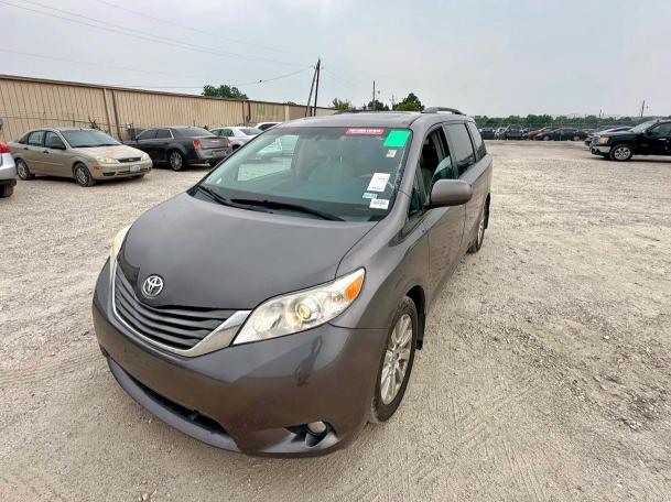 Vin: 5tddk3dc1ds062365, lot: 57693395, toyota all models xle 20132