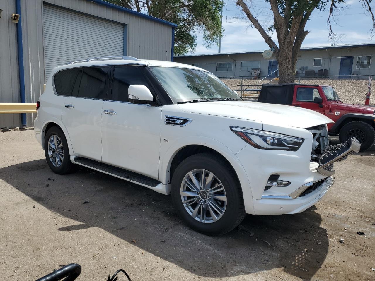INFINITI QX80 2019