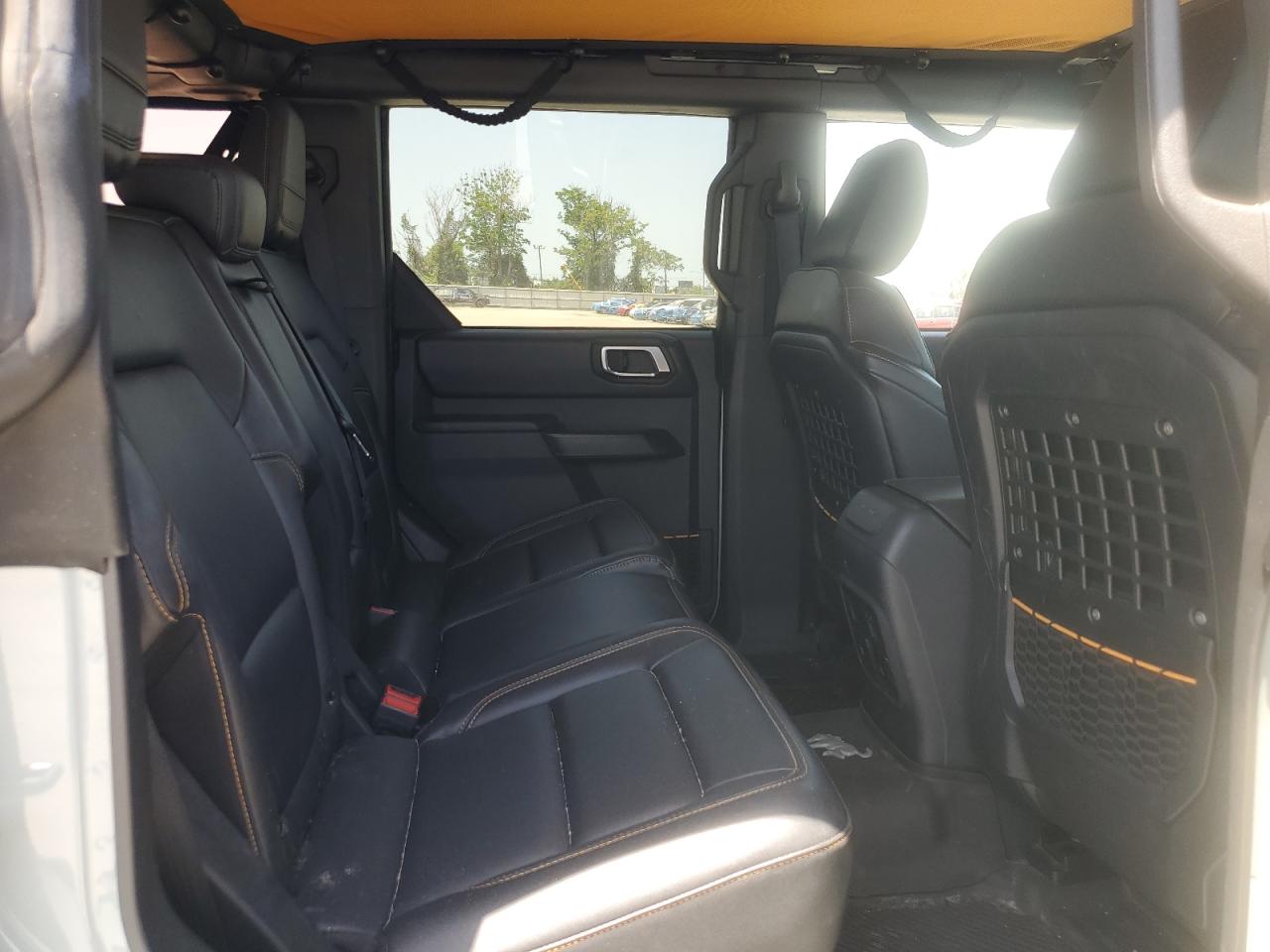 FORD BRONCO BADLANDS