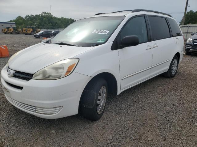 TOYOTA SIENNA CE 2005 white  gas 5TDZA23C05S256391 photo #1