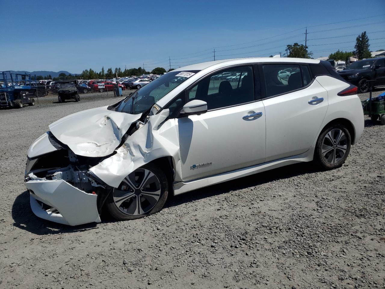 NISSAN LEAF S