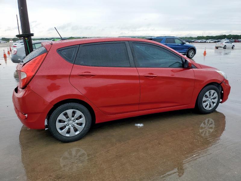 HYUNDAI ACCENT SE 2017 red  Gasoline KMHCT5AEXHU316064 photo #4