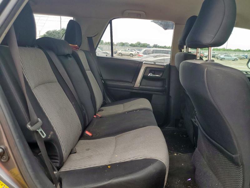 2015 TOYOTA 4RUNNER SR - JTEZU5JR9F5085420