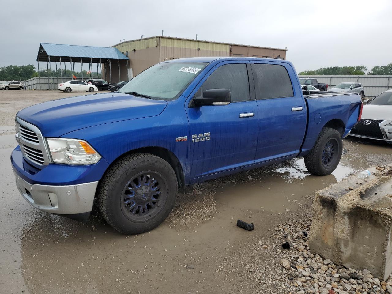RAM 1500 SLT