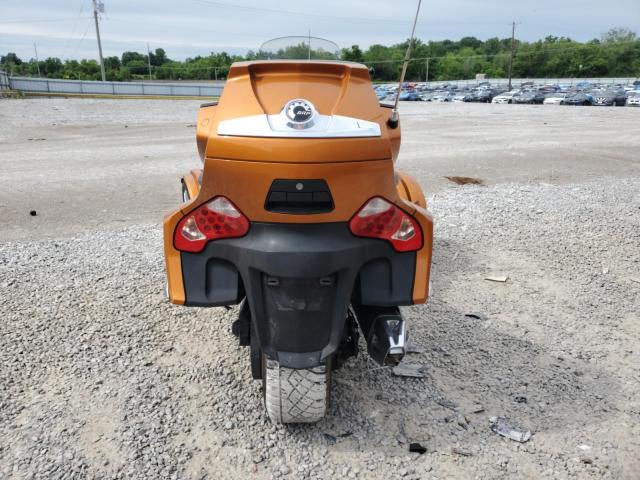 2014 CAN-AM SPYDER ROA - 2BXNBDD15EV005936