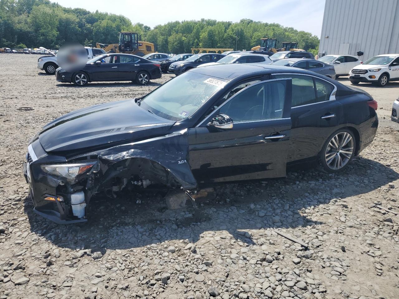 INFINITI Q50 LUXE