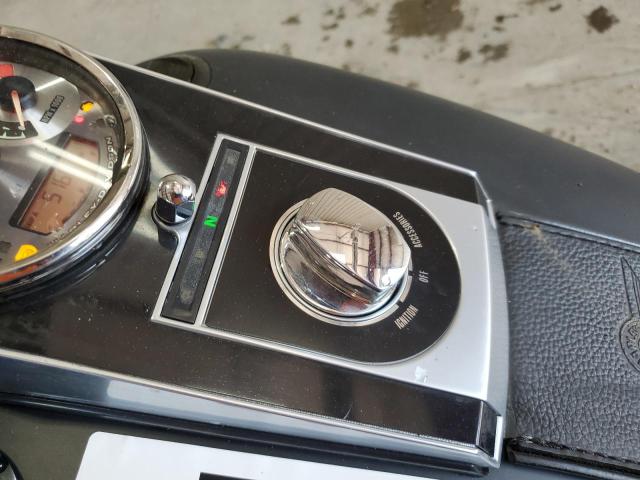 2011 HARLEY-DAVIDSON FLSTFB - 1HD1JN512BB047679