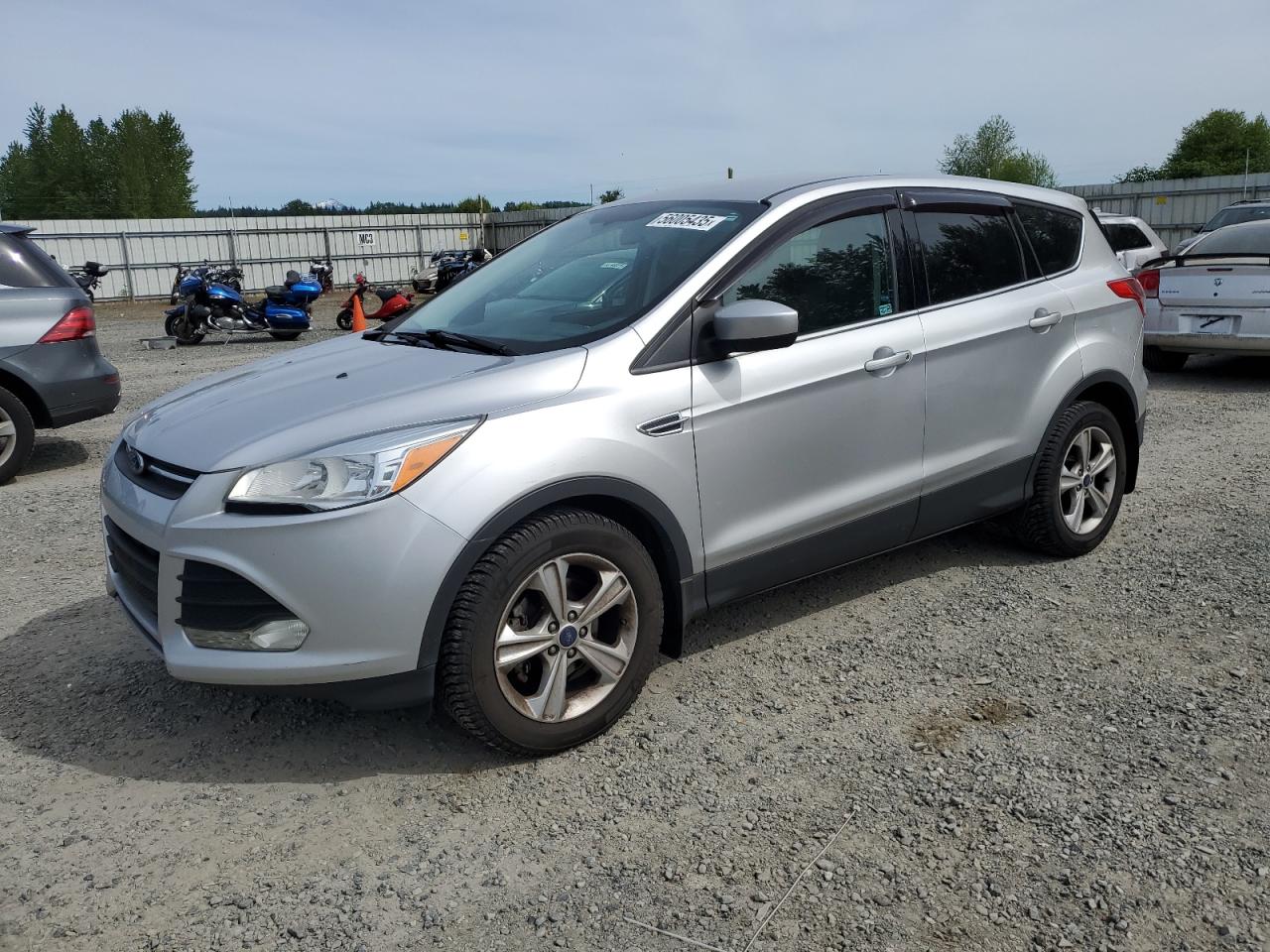 FORD ESCAPE SE