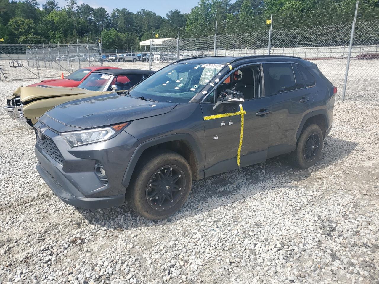 TOYOTA RAV4 XLE