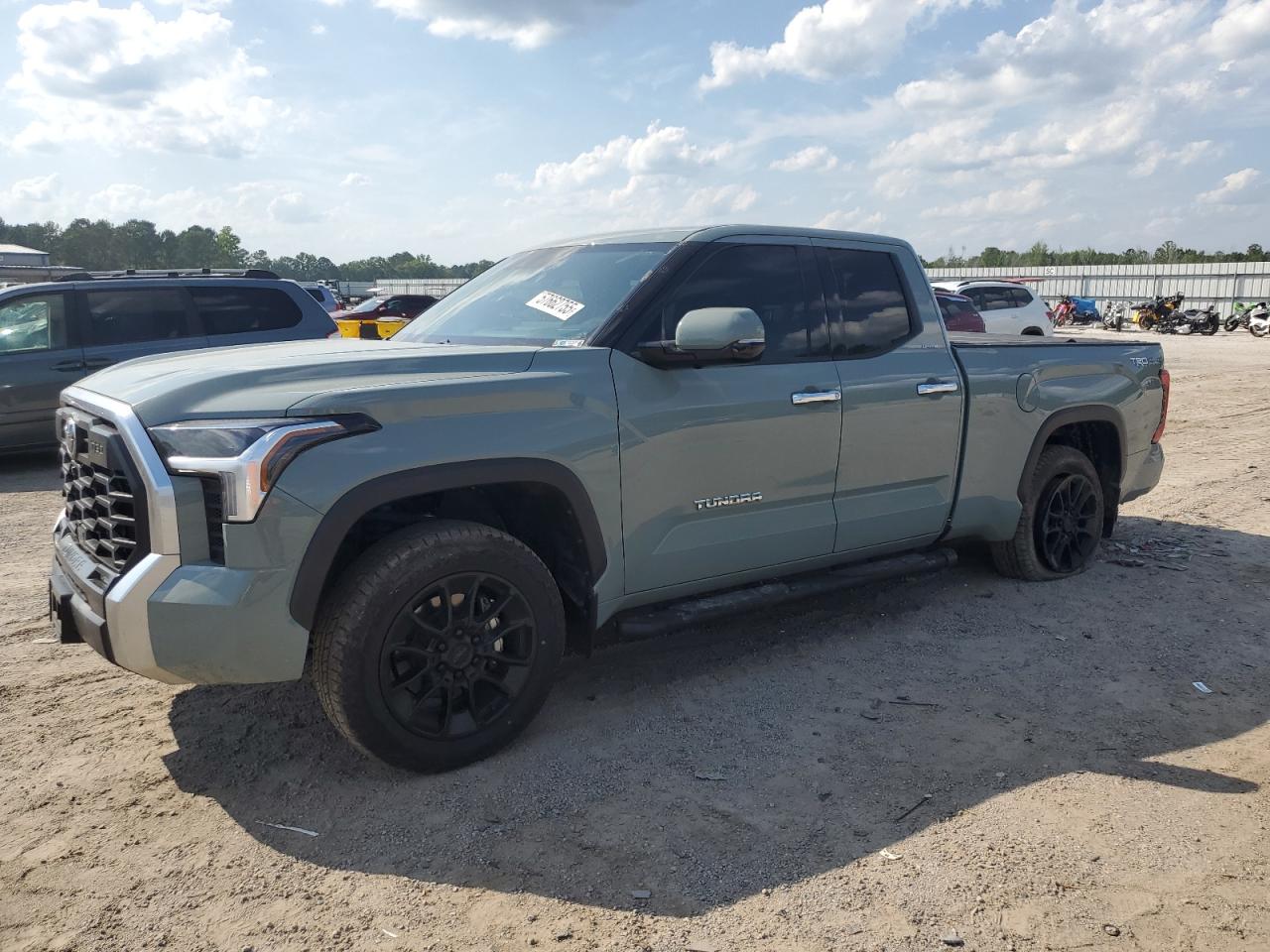 TOYOTA TUNDRA DOUBLE CAB LIMITED