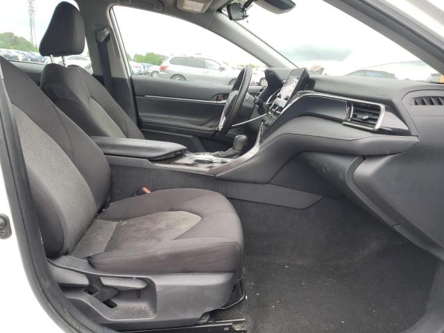 2022 TOYOTA CAMRY LE 4T1C31AK2NU035418