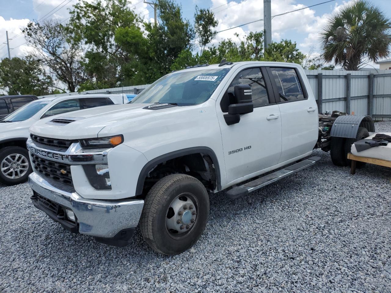 CHEVROLET SILVERADO K3500 LT