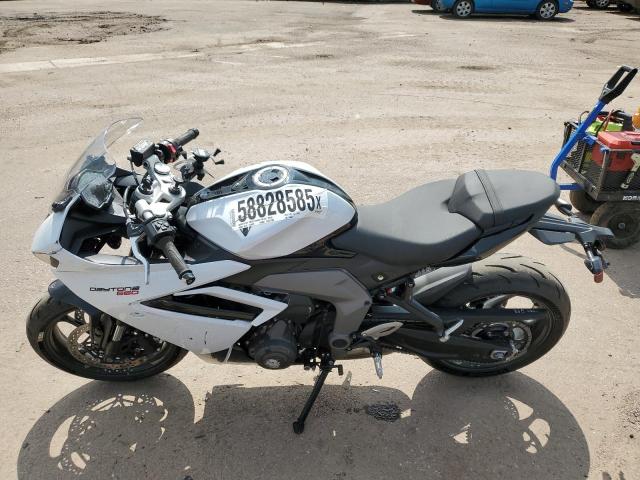 2025 TRIUMPH MOTORCYCLE DAYTONA 66 SMTL23UF2STBU9541