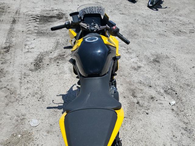 2024 SUZUKI GSX800 F JS1EM13B0R7100921