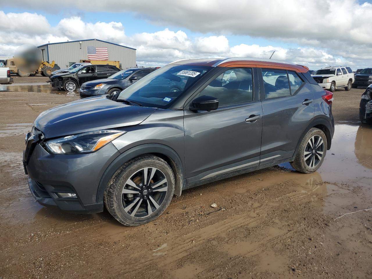 NISSAN KICKS SR