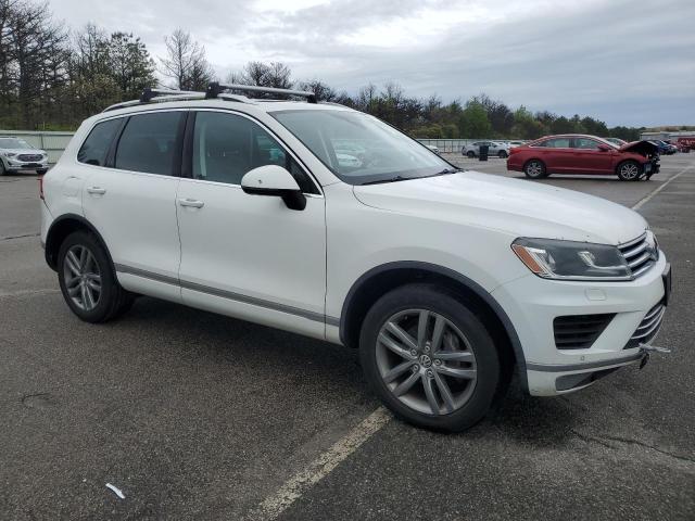 Vin: wvgef9bp5fd004707, lot: 57105155, volkswagen touareg v6 20154