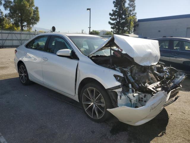 Vin: 4t1bf1fk9hu343363, lot: 58028315, toyota camry le 20174