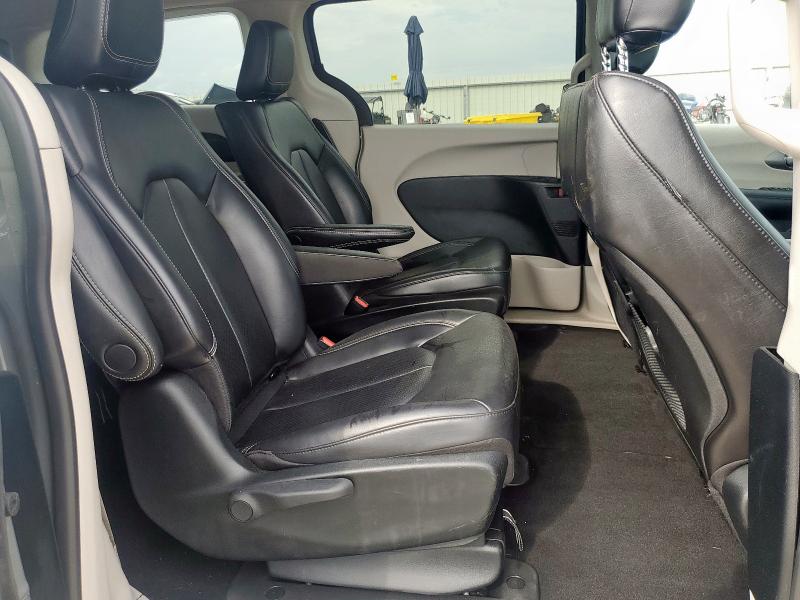 2023 CHRYSLER PACIFICA H - 2C4RC1L72PR614075