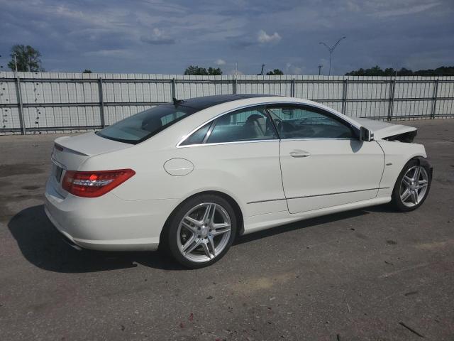Vin: wddkj7db7cf150253, lot: 55381735, mercedes-benz e-class 550 20123