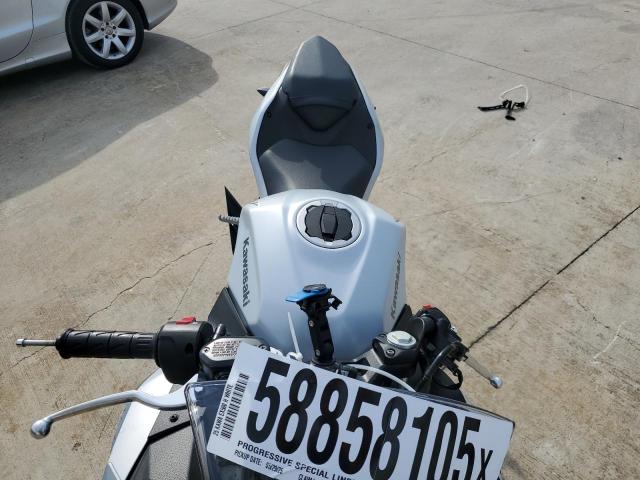 2025 KAWASAKI EX500 H ML5EXGH1XSDA42529