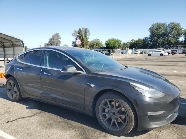 Vin: 5yj3e1ea8jf123005, lot: 57272825, tesla model 3 20184