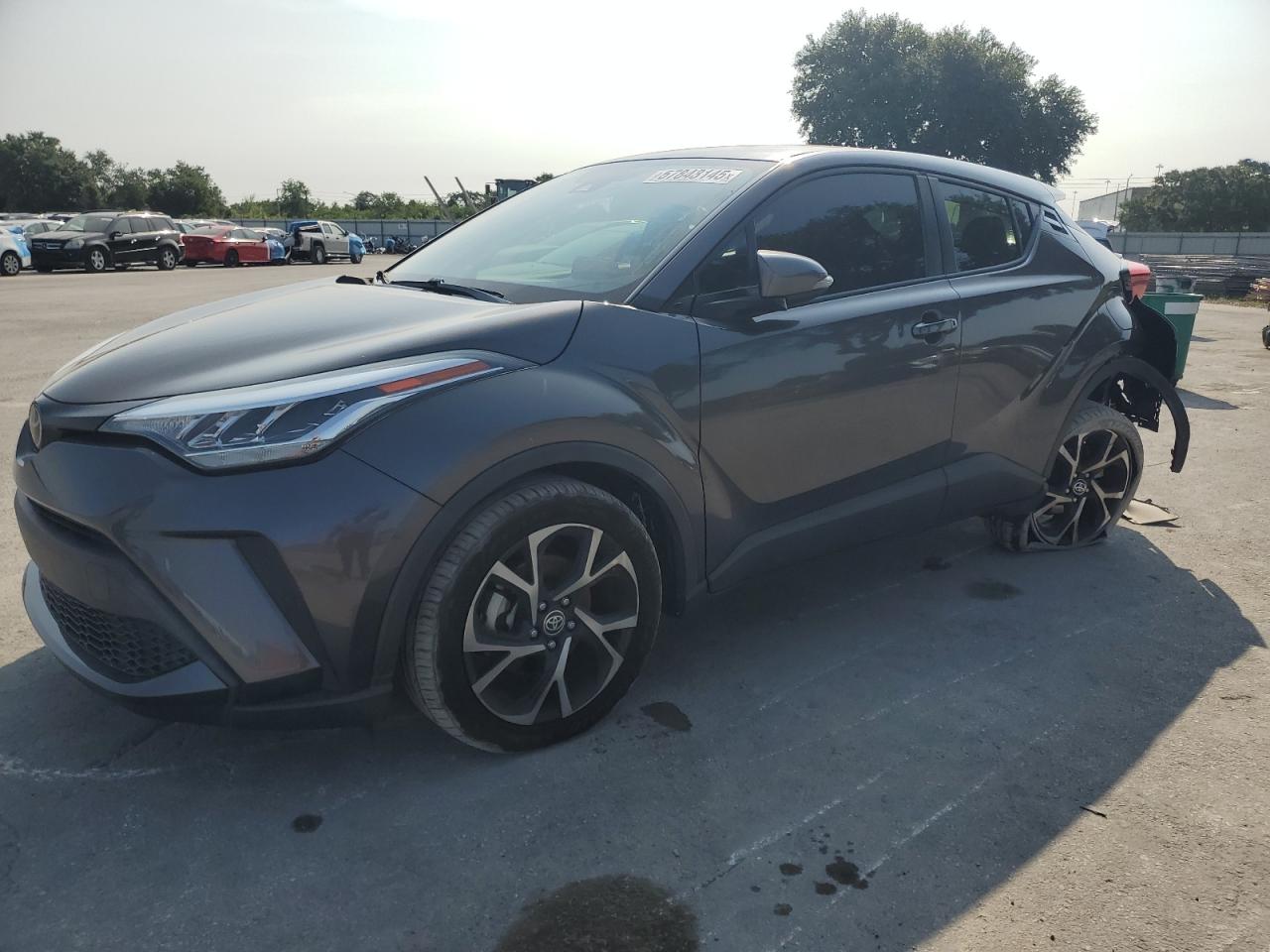 TOYOTA C-HR XLE
