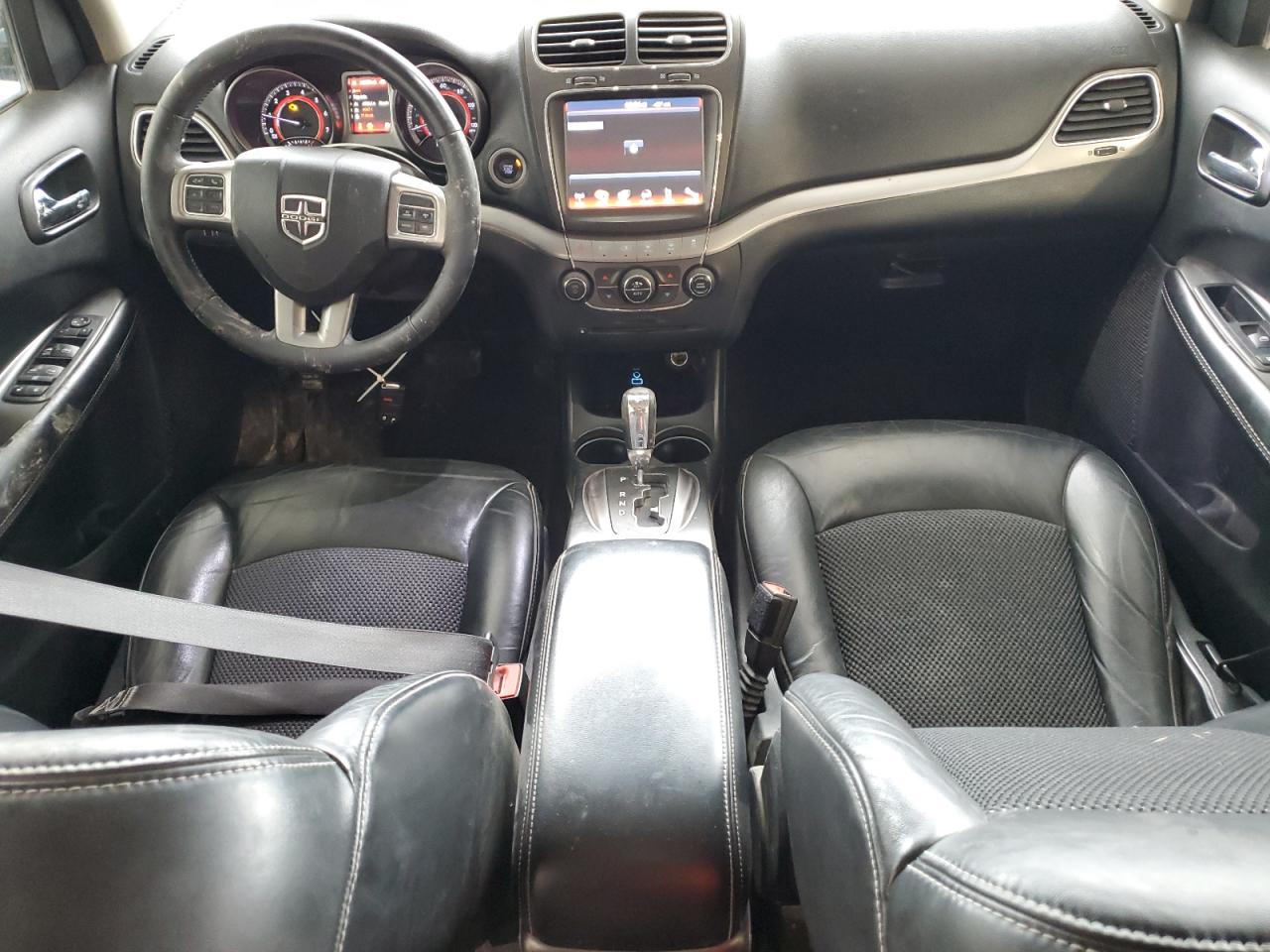 DODGE JOURNEY CROSSROAD