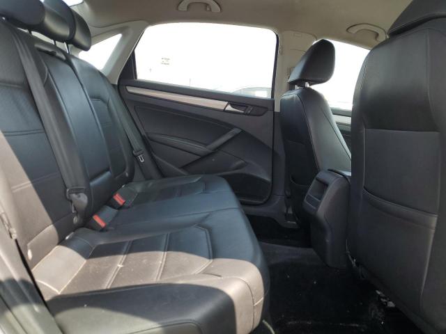 2015 VOLKSWAGEN PASSAT S - 1VWAS7A3XFC122403