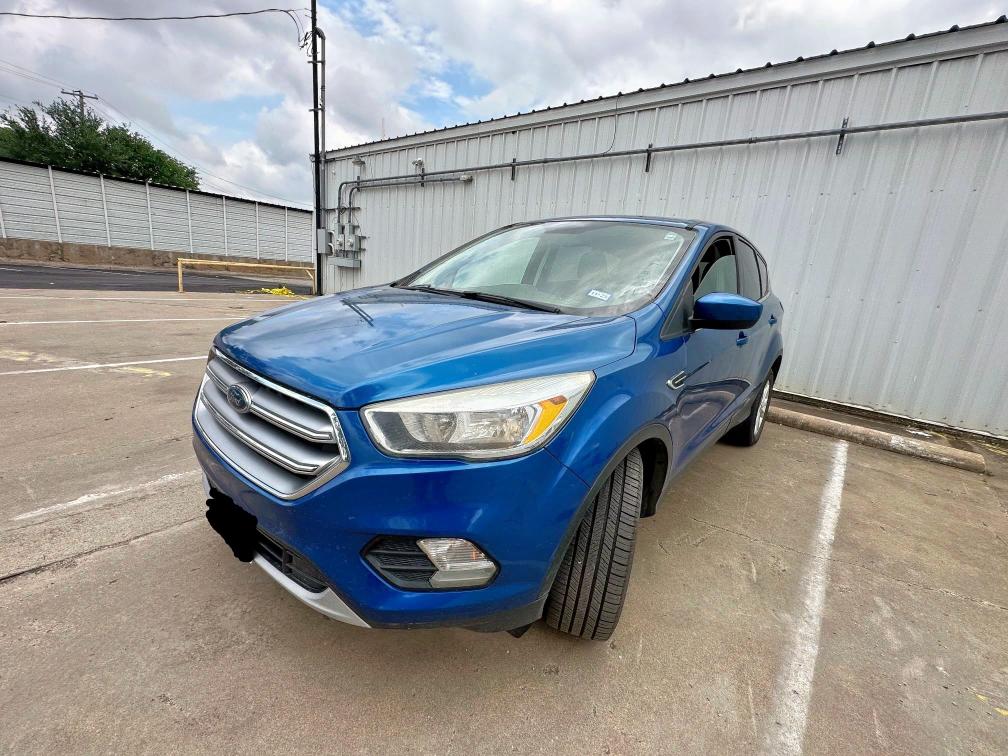 Vin: 1fmcu0gd5hud23115, lot: 55538605, ford escape se 20172
