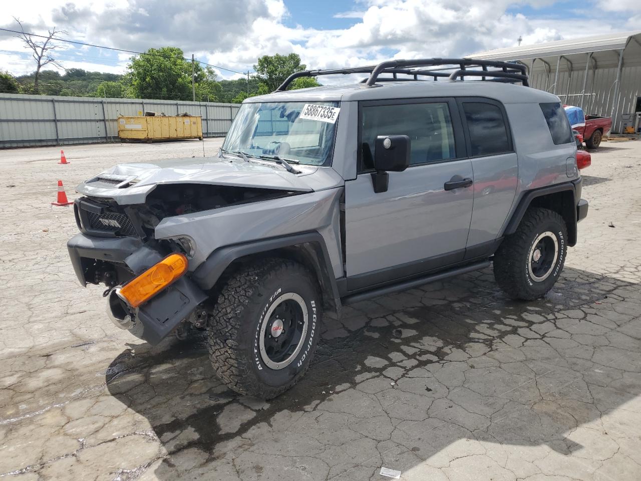 TOYOTA FJ CRUISER