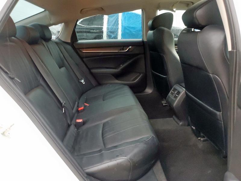 2018 HONDA ACCORD TOU - 1HGCV1F98JA007348