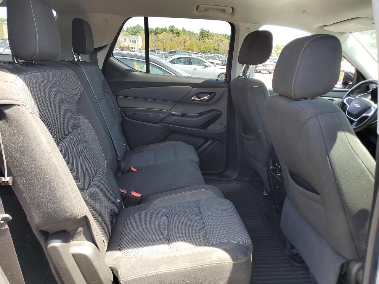 CHEVROLET TRAVERSE LS