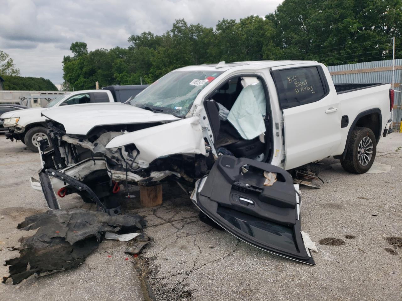 GMC SIERRA K1500 AT4