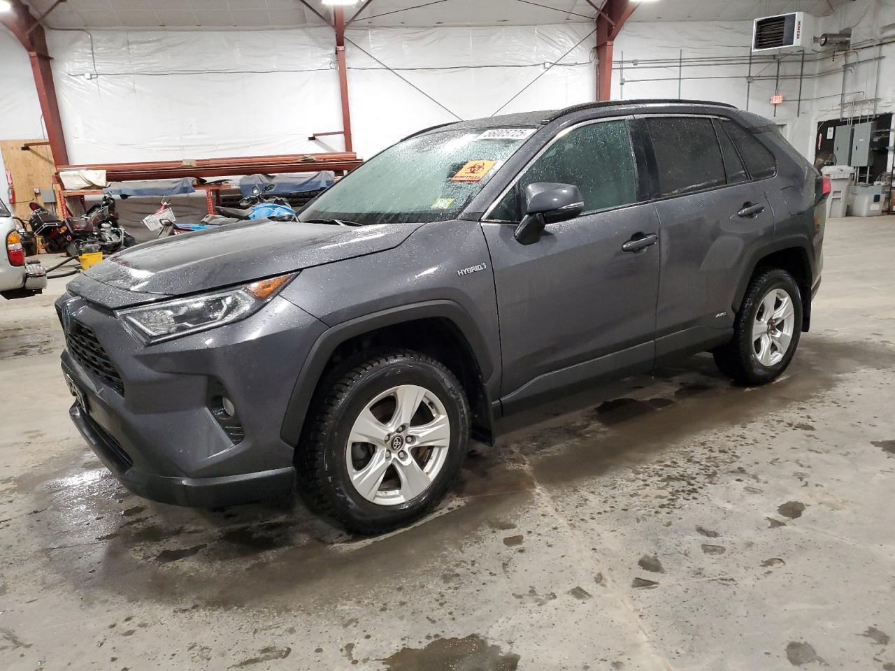 TOYOTA RAV4 XLE