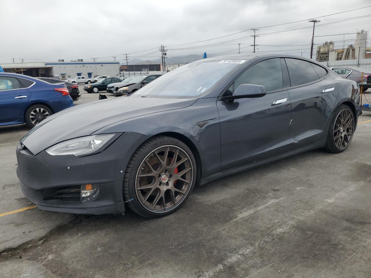 TESLA MODEL S