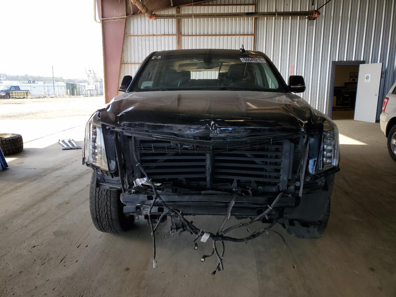 CADILLAC ESCALADE ESV